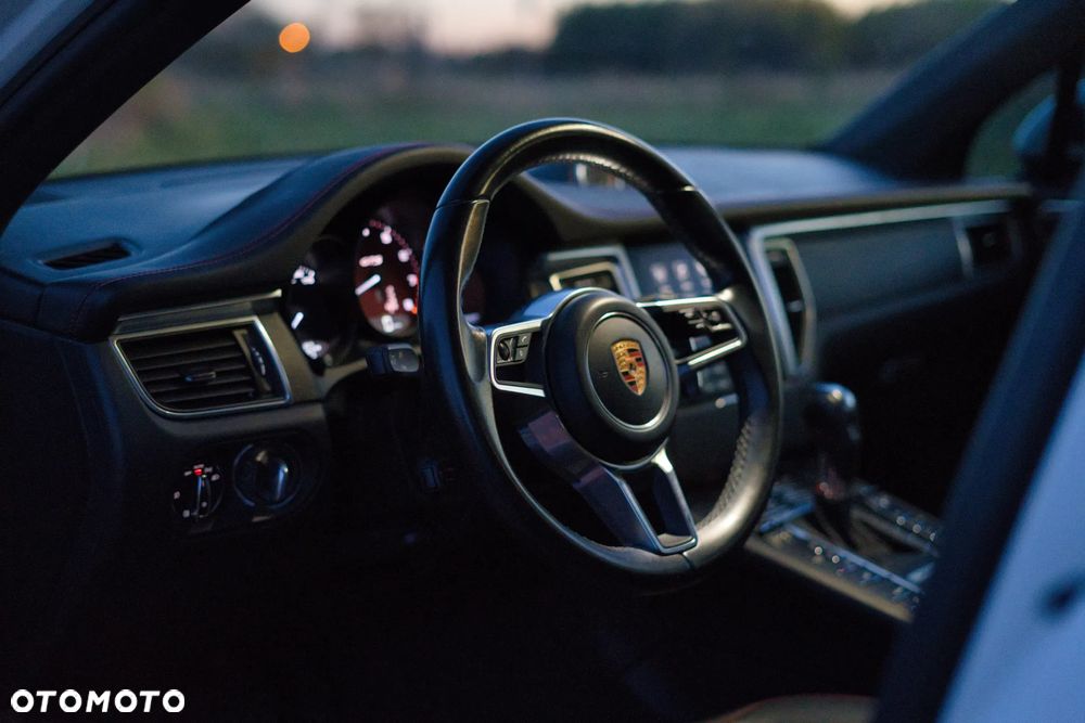 Porsche Macan GTS PDK - 15
