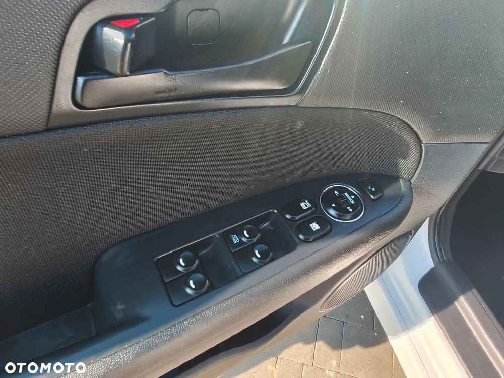 Hyundai i30 1.6 CRDi Classic + - 29