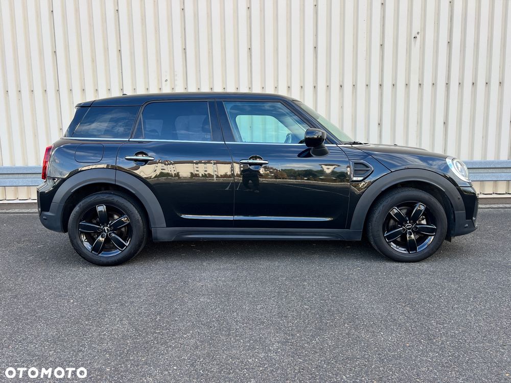 MINI Countryman Cooper Shadow Edition - 6