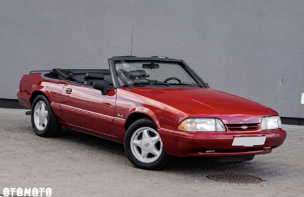 Ford Mustang - 2