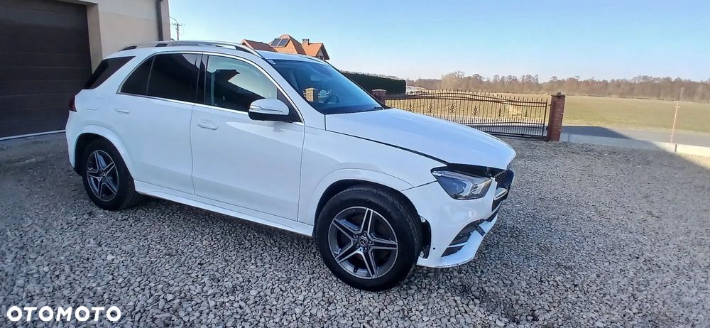Mercedes-Benz GLE 350 d 4Matic 9G-TRONIC AMG Line - 2