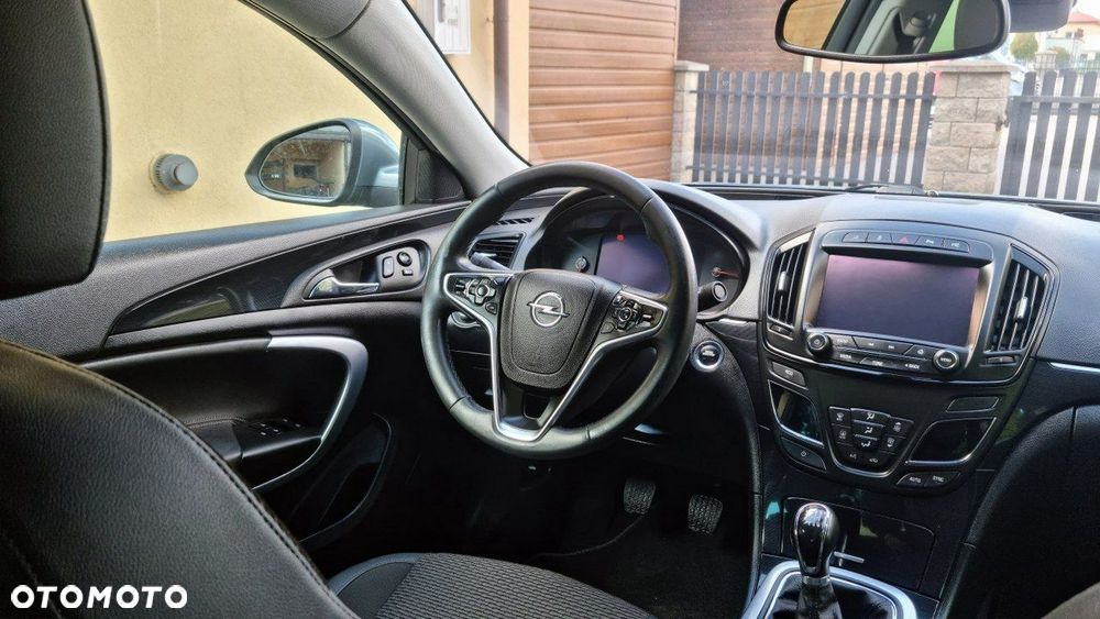 Opel Insignia - 16