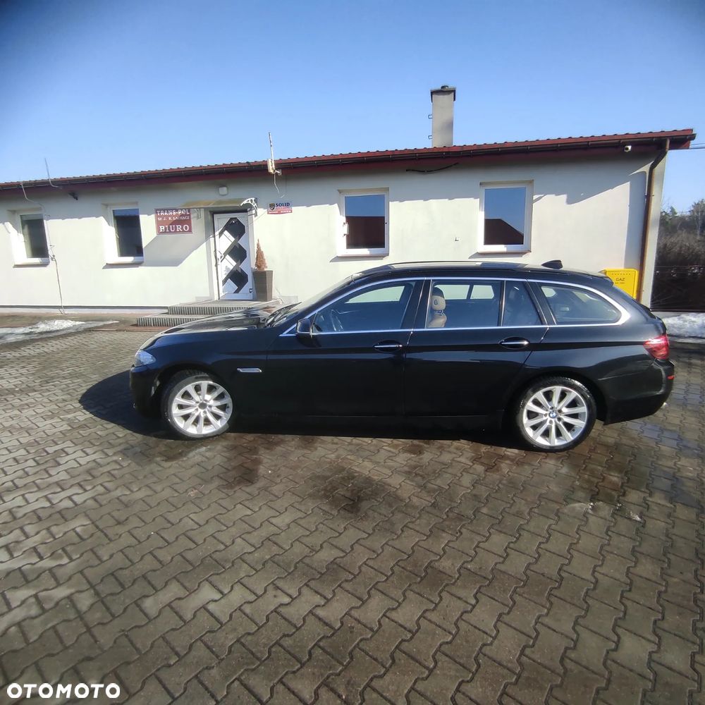 BMW Seria 5 520d Luxury Line - 1