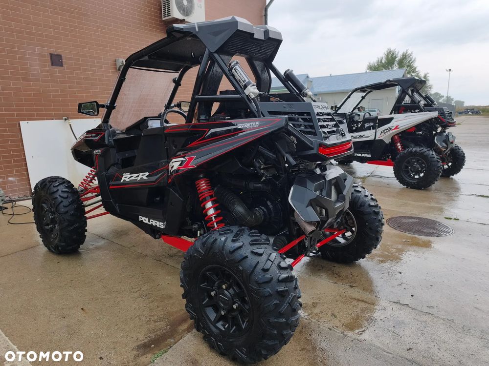 Polaris RZR - 21