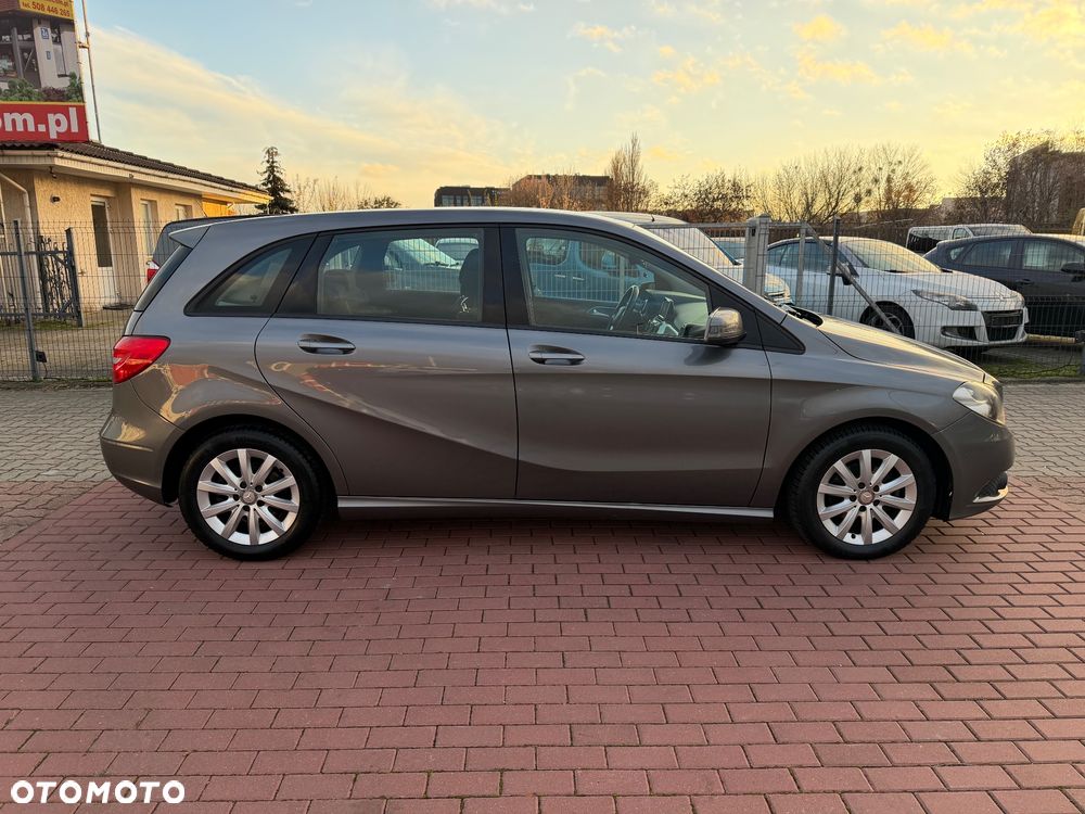 Mercedes-Benz Klasa B 180 BlueEFFICIENCY Edition - 3
