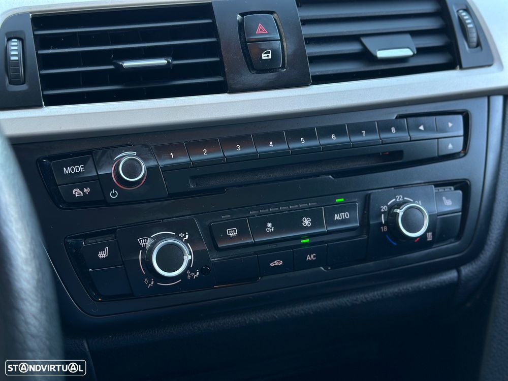 BMW 320 d Auto - 22