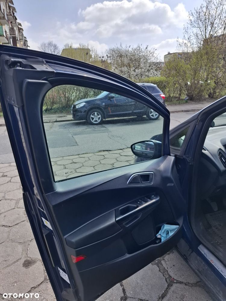 Ford B-MAX 1.6 TDCi Titanium - 11