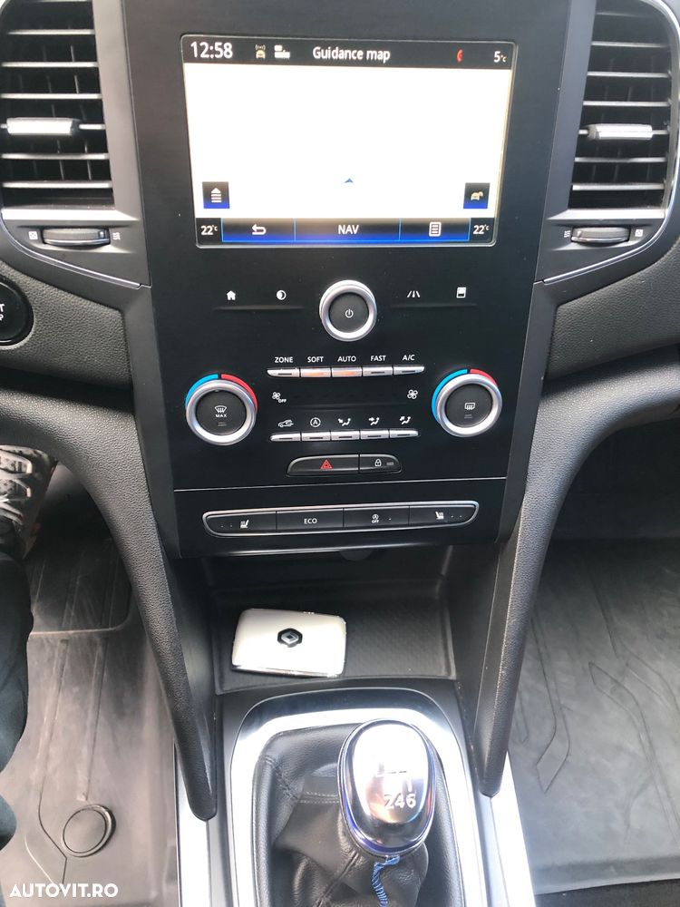 Renault Megane Sport Tourer 1.5 dCi GT Line - 28