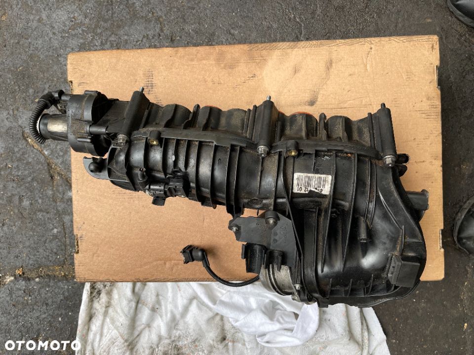 Kolektor ssący bez klapek szczelny kompletny Bmw N47 2.0d 177km