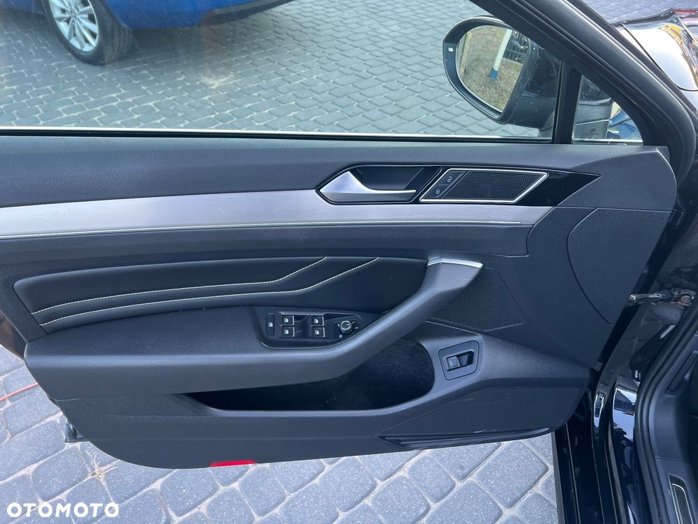 Volkswagen Passat 2.0 TDI EVO Business - 16