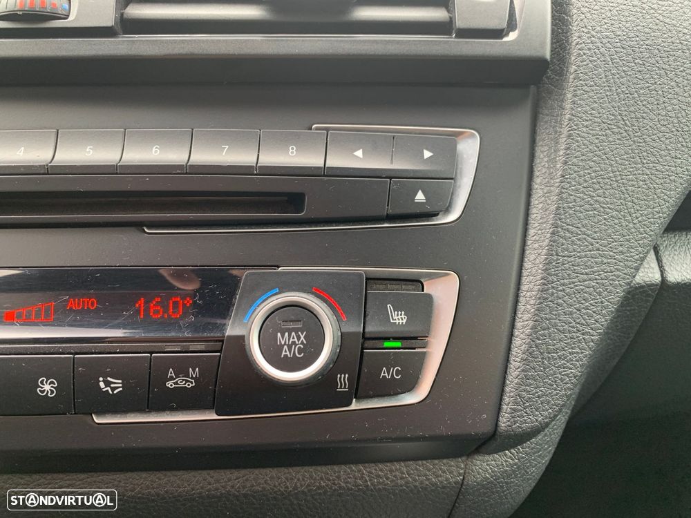 BMW 120 d Pack M - 41