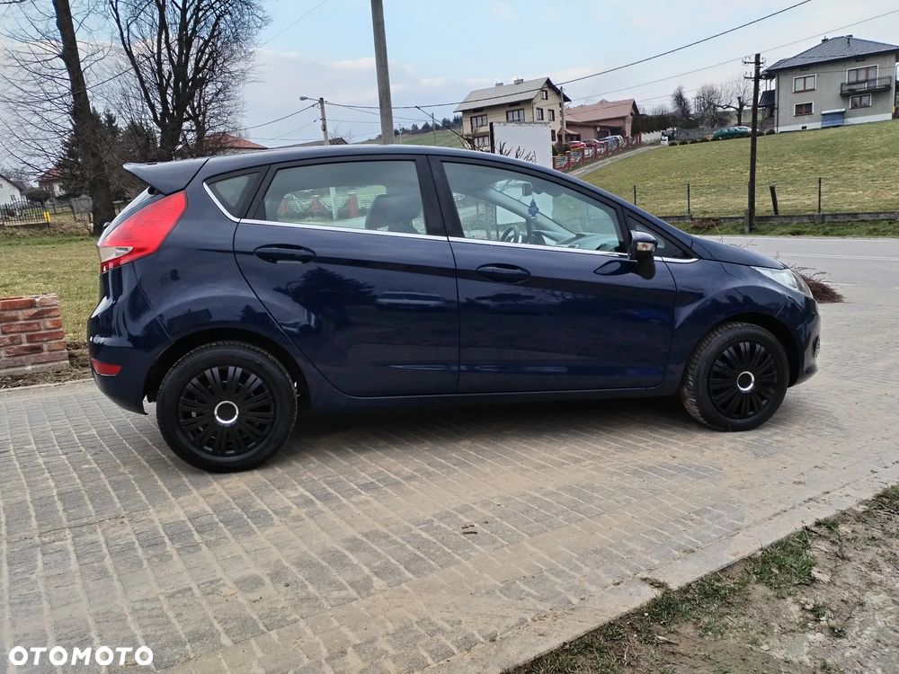 Ford Fiesta - 7