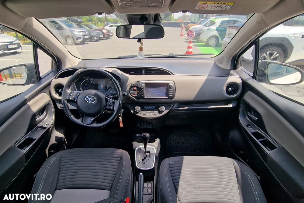 TOYOTA Yaris 2018 — imagine 8