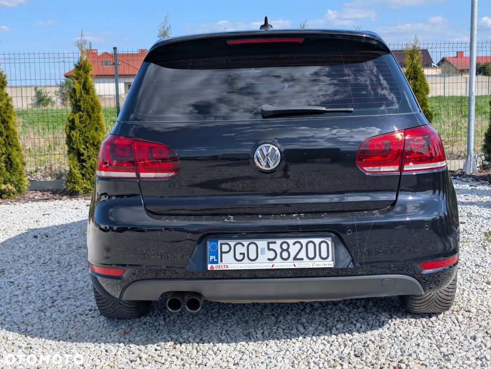 Volkswagen Golf 2.0 TDI DPF Highline - 13