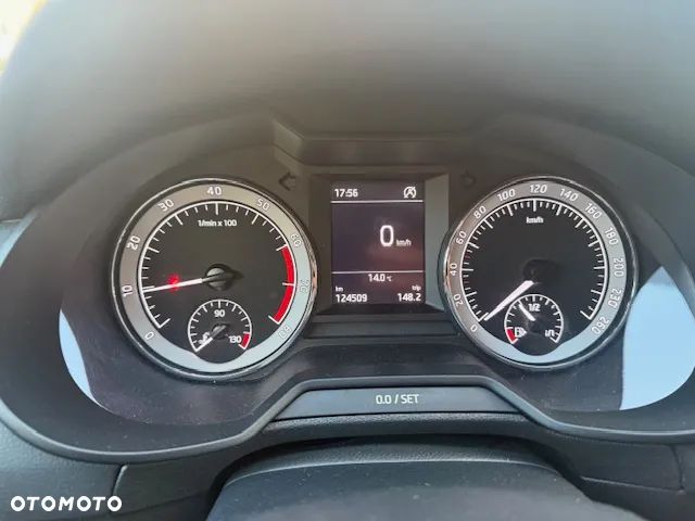 Skoda Octavia 1.5 TSI ACT Business - 9