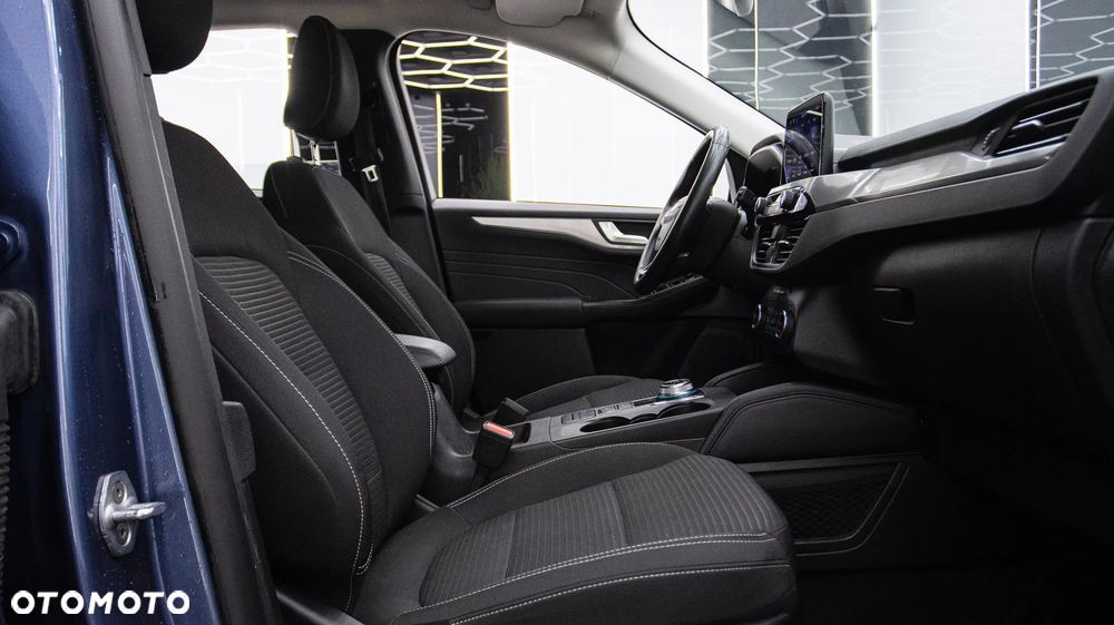 Ford Kuga 2.0 EcoBlue FWD Titanium - 16