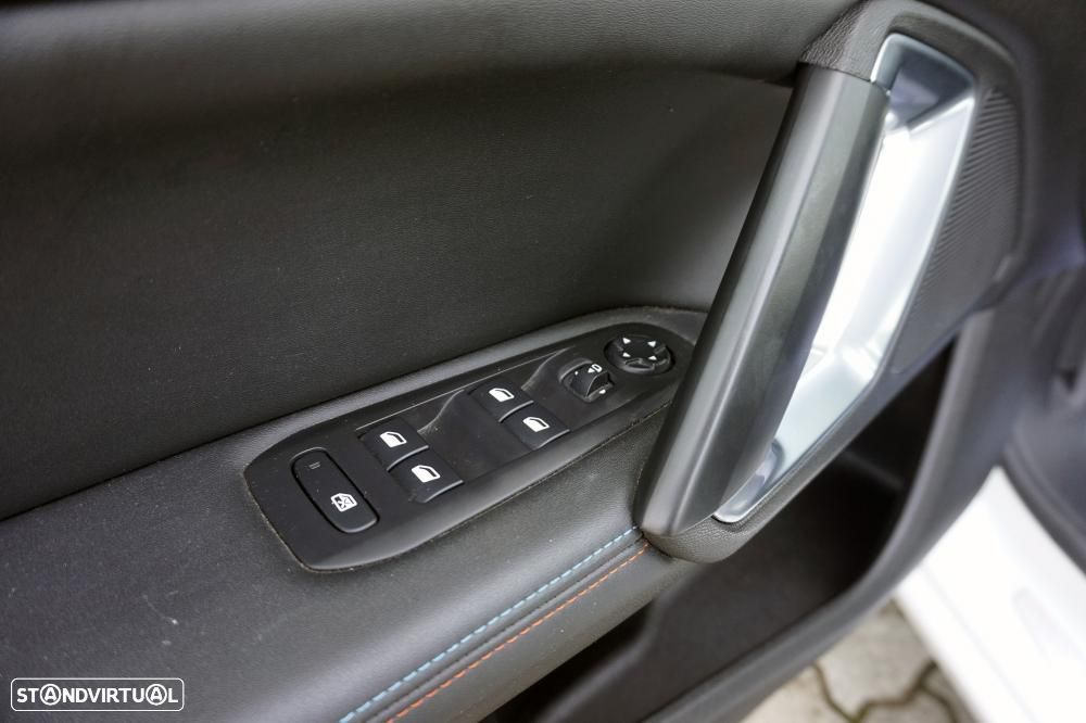 Peugeot 308 1.2 PureTech GT - 9