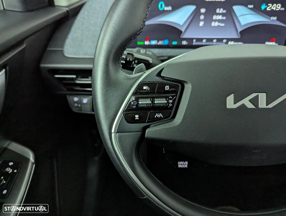 Kia EV6 77,4-kWh - 11