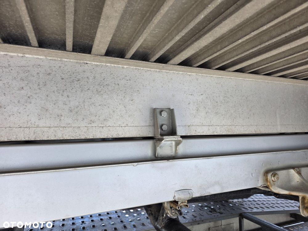 Zabudowa skrzyniowa / platforma – Mercedes Sprinter – 4,95 x 2,10 m - 13