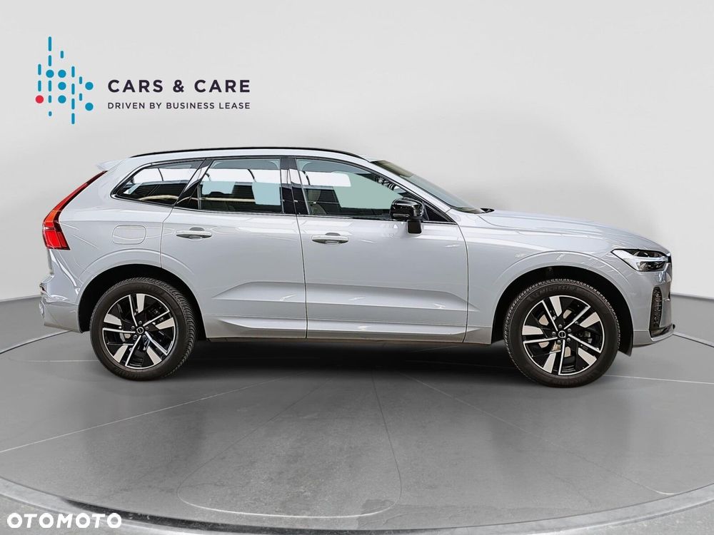 Volvo XC 60 B5 B AWD Plus Dark - 33