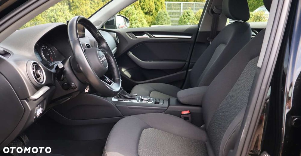 Audi A3 Sportback - 17
