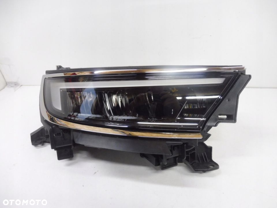 OPEL MOKKA LAMPA PRZÓD POL LED PRAWA 9834007980 - 1