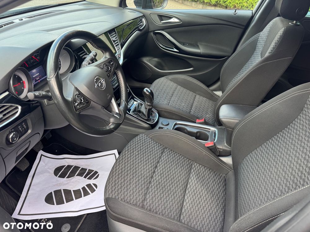 Opel Astra 1.6 D Start/Stop Innovation - 17