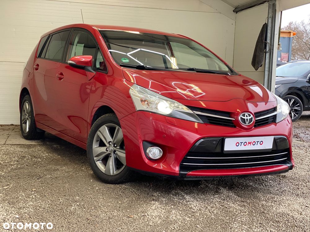 Toyota Verso 1.8 Premium MS - 3