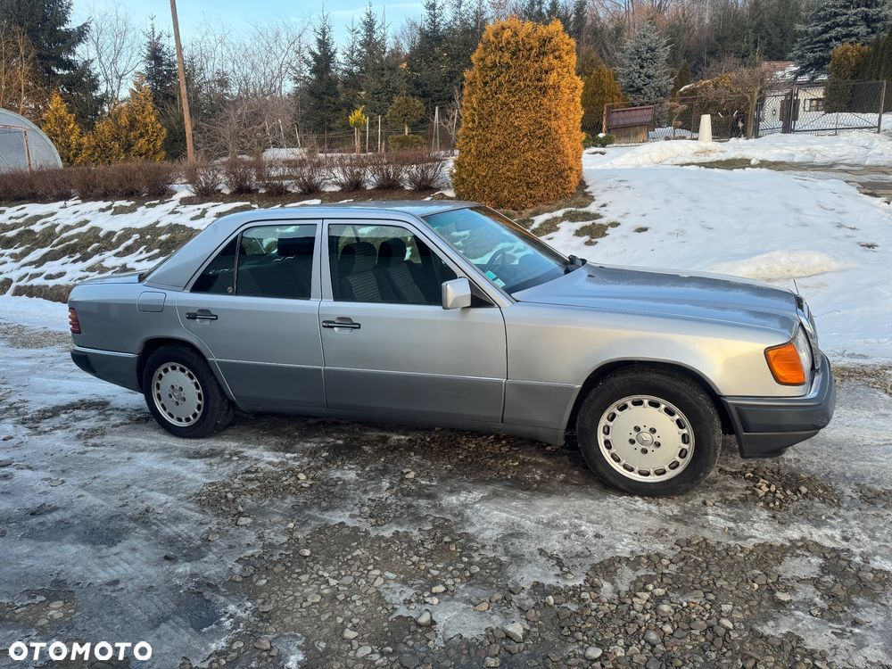 Mercedes-Benz W124 (1984-1993) - 3
