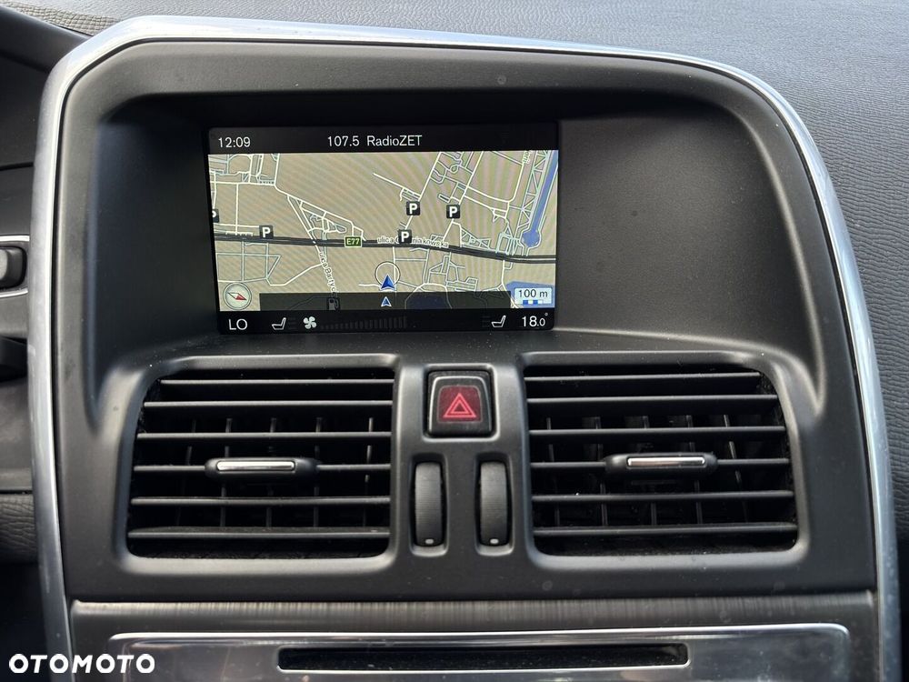 Volvo XC 60 - 32