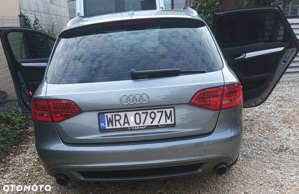 Audi A4 Avant 2.0 TFSI quattro S tronic S line Sportpaket - 6