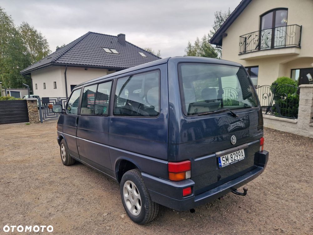 Volkswagen Multivan Standard - 9