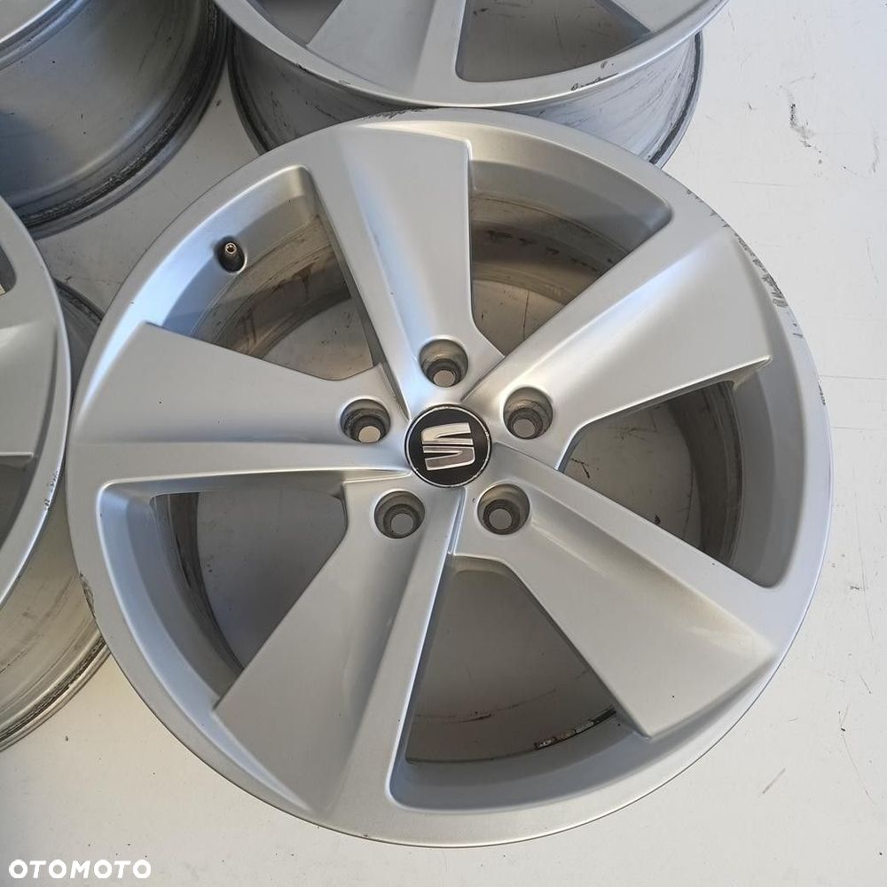 Alufelgi 5x112 17 Seat Leon 5F0601025 4szt (H520) - 4