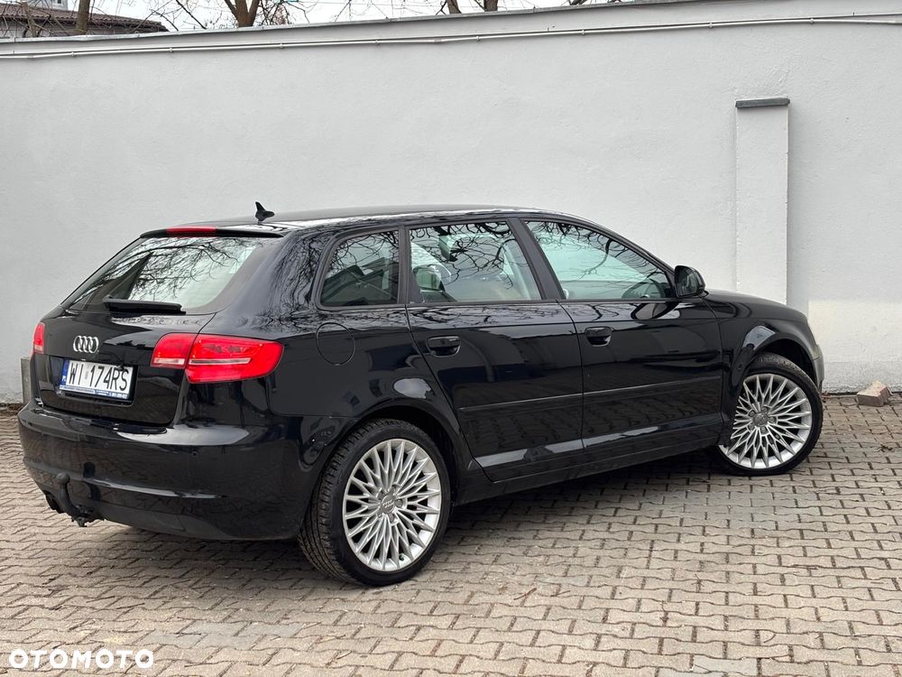 Audi A3 Sportback 1.4 TFSI Ambiente S tronic - 8