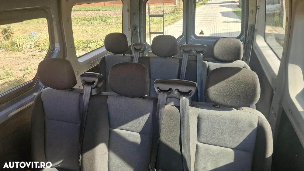 Renault Master 2.3 Blue 145 TT Combi 3,5t L2H2 8+1 - 9