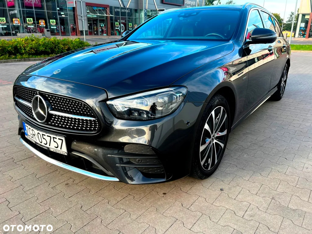 Mercedes-Benz Klasa E 300 de 4Matic T 9G-TRONIC AMG Line - 12