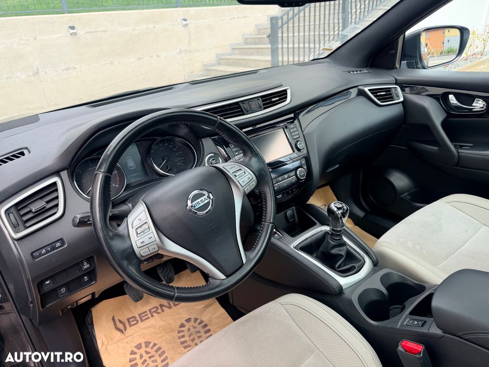 Nissan Qashqai 1.6 DCI Start/Stop 4X4-i Tekna - 14