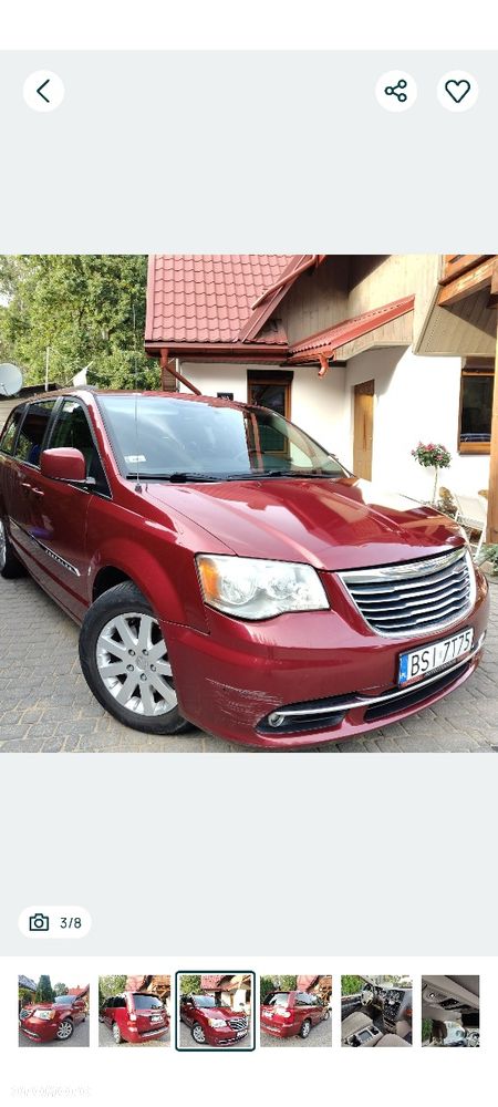 Chrysler Town & Country 2012 photo 3