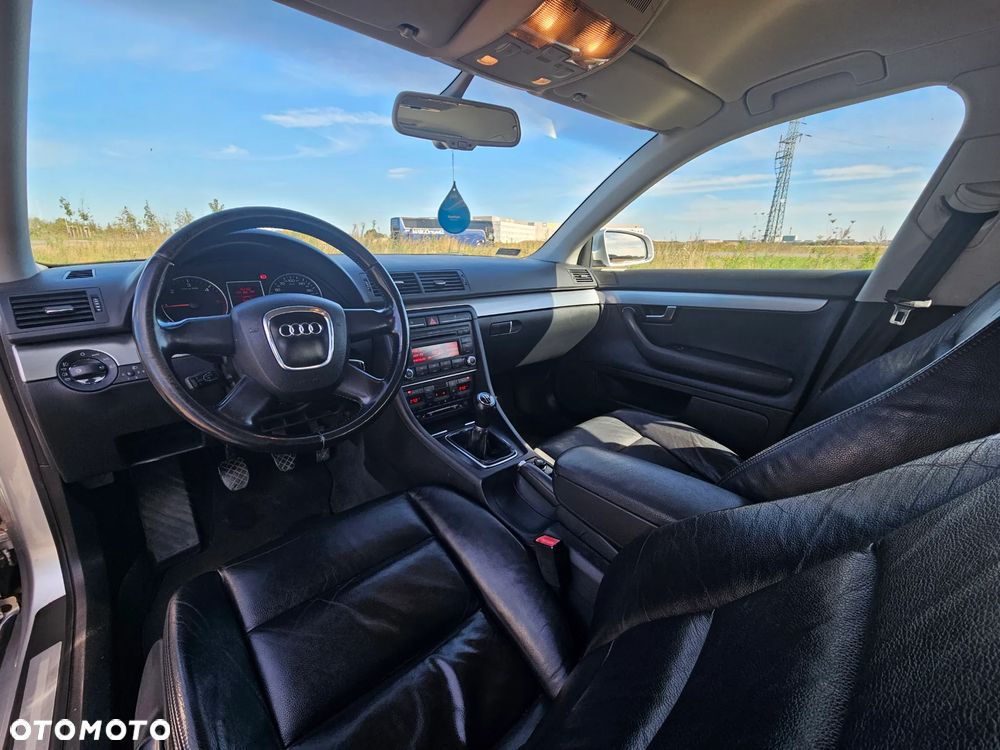 Audi A4 Avant - 8