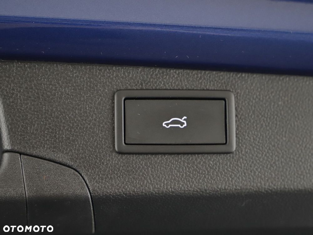 Volkswagen Passat - 25