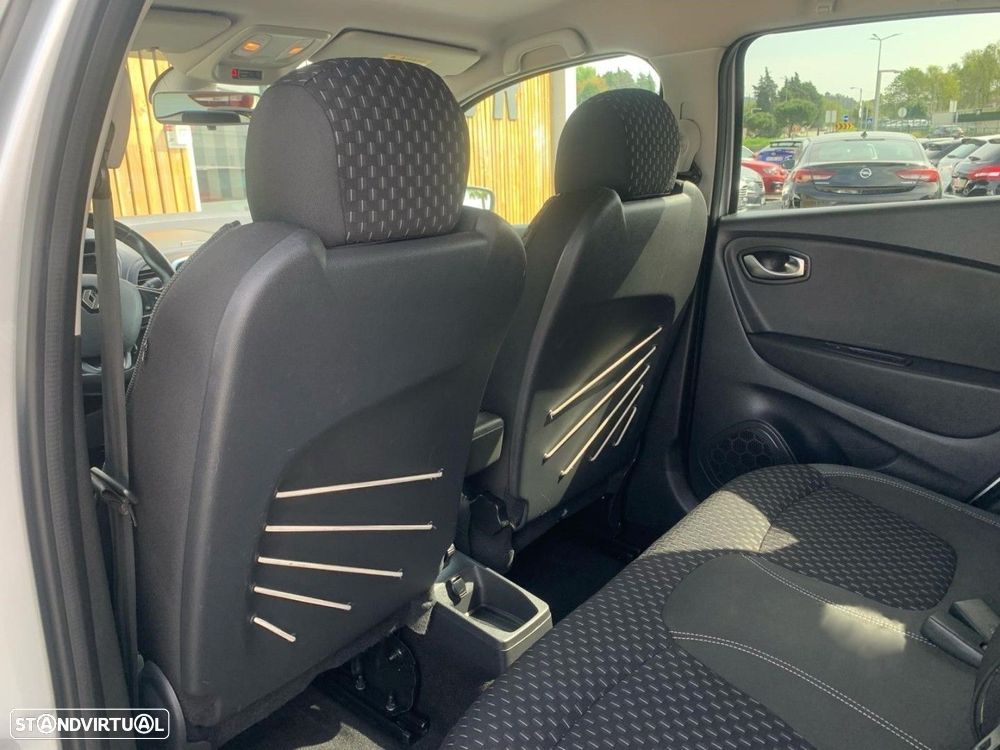 Renault Captur 1.5 dCi Exclusive - 17