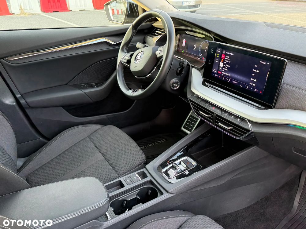 Skoda Octavia 2.0 TDI 4x4 Style DSG - 8