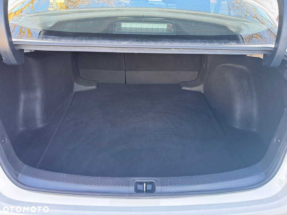 Toyota Corolla 1.8 Hybrid Comfort - 10