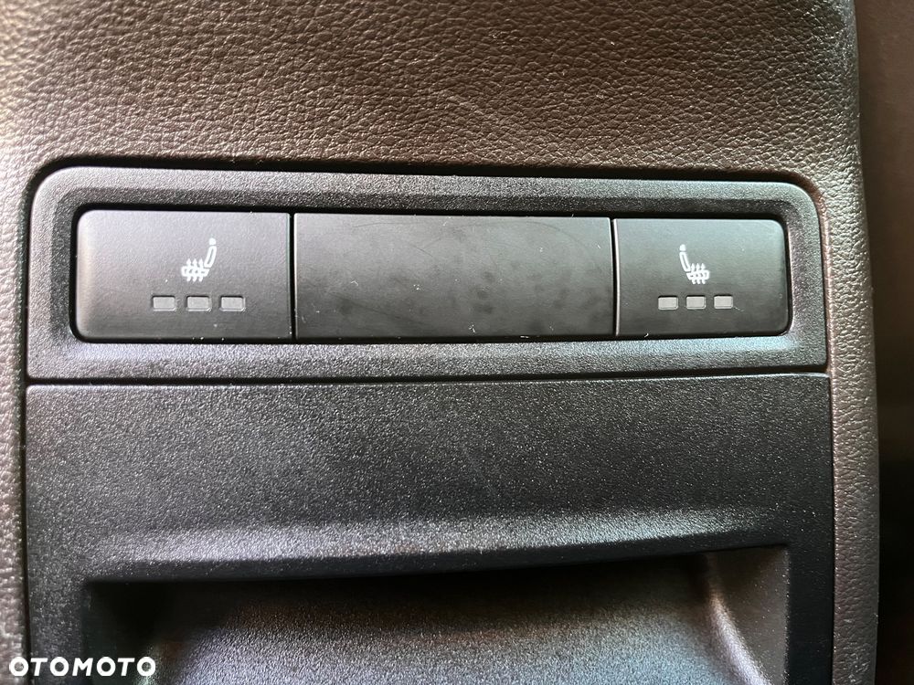 Skoda Octavia 2.0 TDI 4x4 Scout - 40