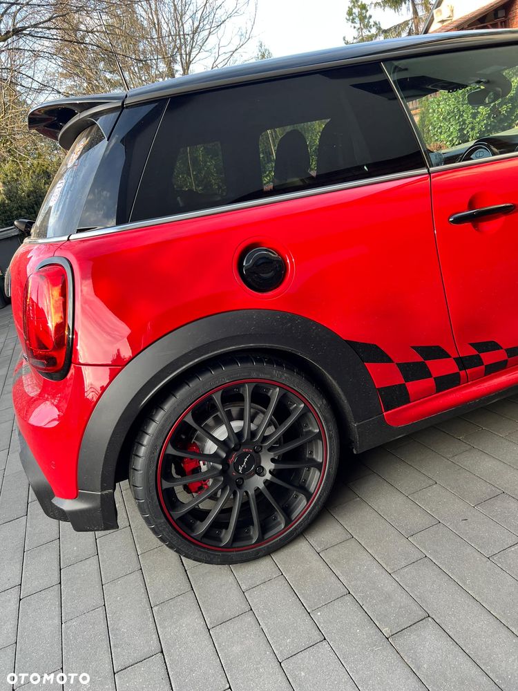 MINI John Cooper Works - 1