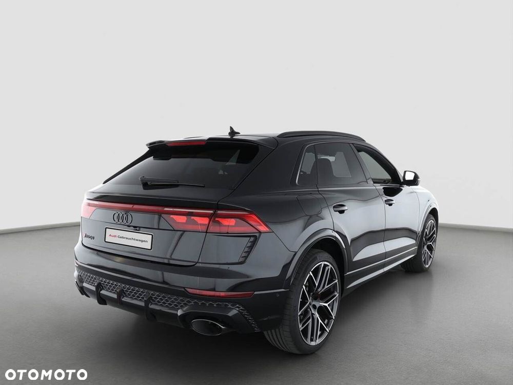 Audi RS Q8 - 4