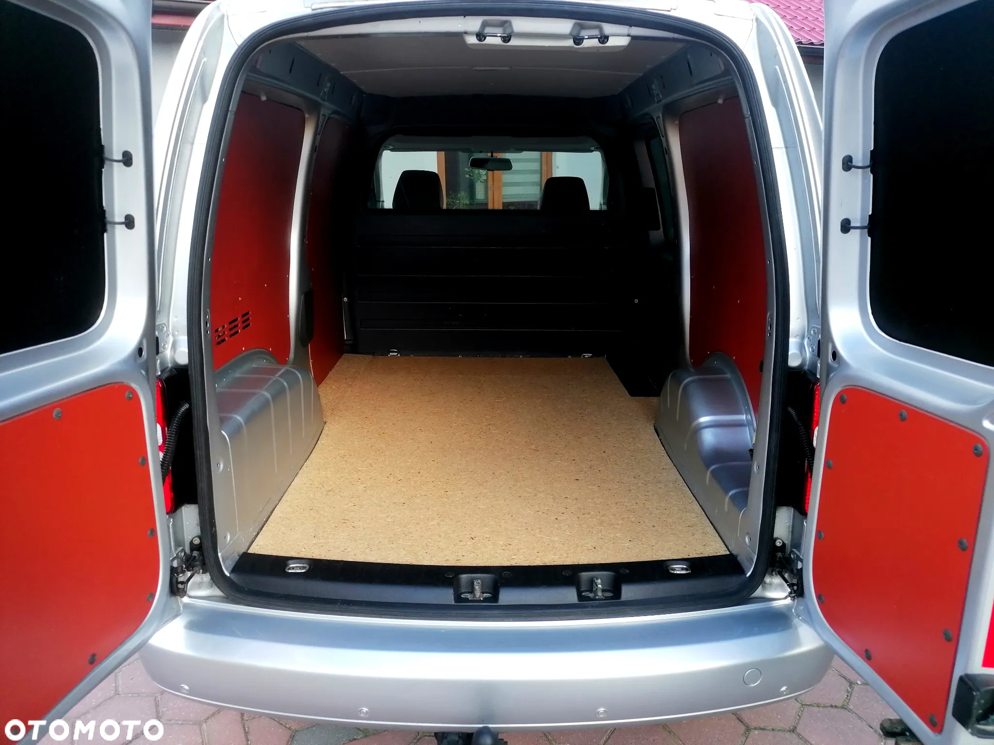 Volkswagen Caddy Maxi 2.0 TDI Trendline DSG - 8