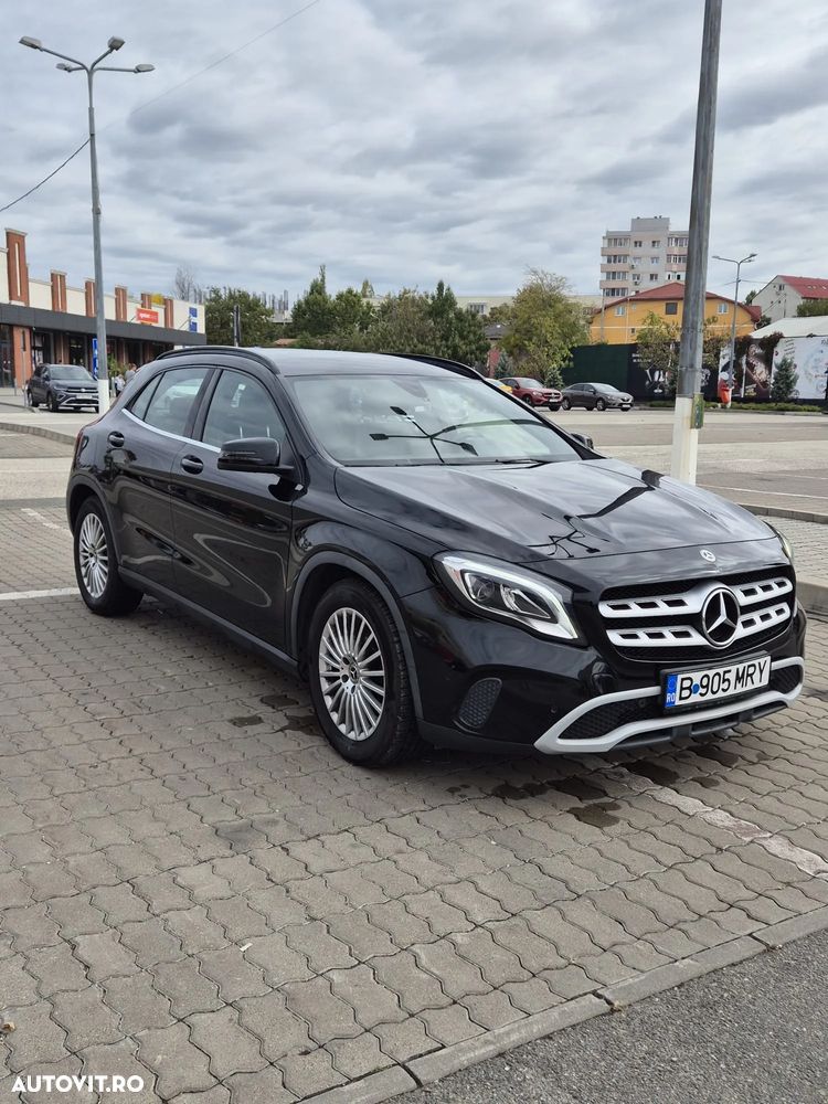 Mercedes-Benz GLA - 3