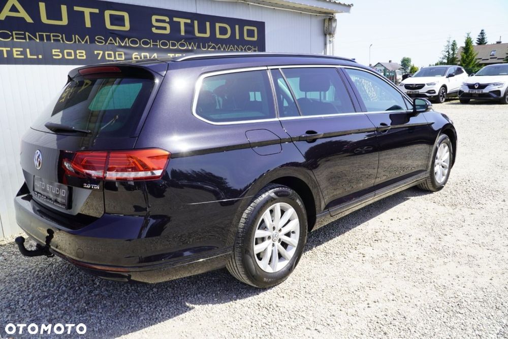 Volkswagen Passat - 40