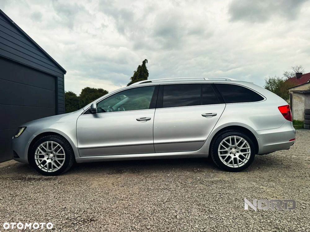 Skoda Superb 2.0 TDI Elegance - 6